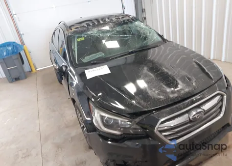 2018 Subaru Legacy 2.5I Premium z USA, uszkodzony, nr VIN 4S3BNAC62J3026860